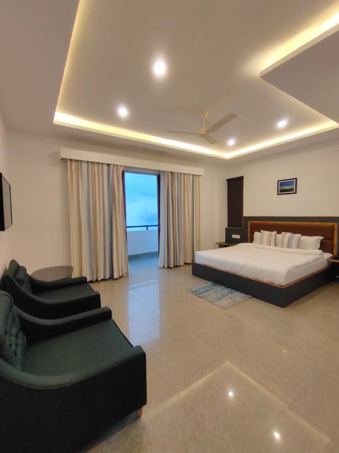 The Garuda Hotel And Spa Gangtok Exterior photo